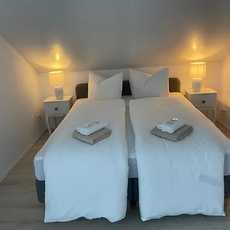 招待所 Gaestehaus Paulina 3*