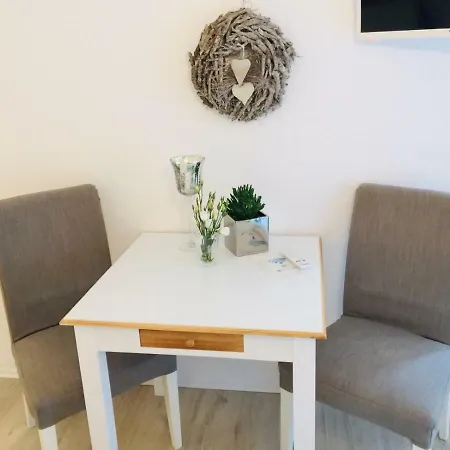 Gaestehaus Paulina 招待所 科赫姆