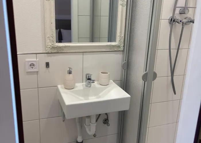 Πανσιόν Gaestehaus Paulina 3*